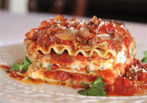 lasagna near me open now